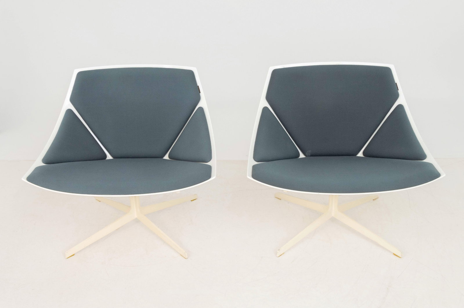 Jehs + Laub x Fritz Hansen Space Lounge Chairs, 2 - 4
