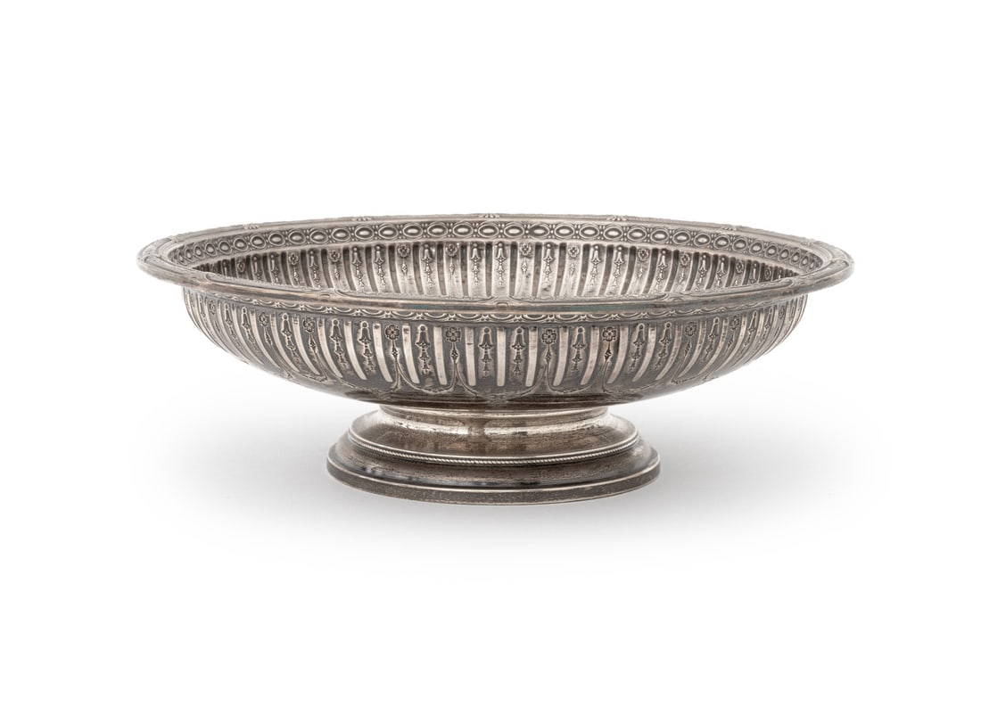 Gorham Silver "Marie Antoinette" Centerpiece Bowl (1 of 7)