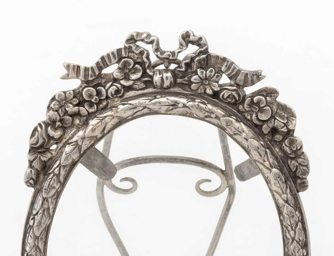 Rococo Style Silver Picture Frames, 4 - 11