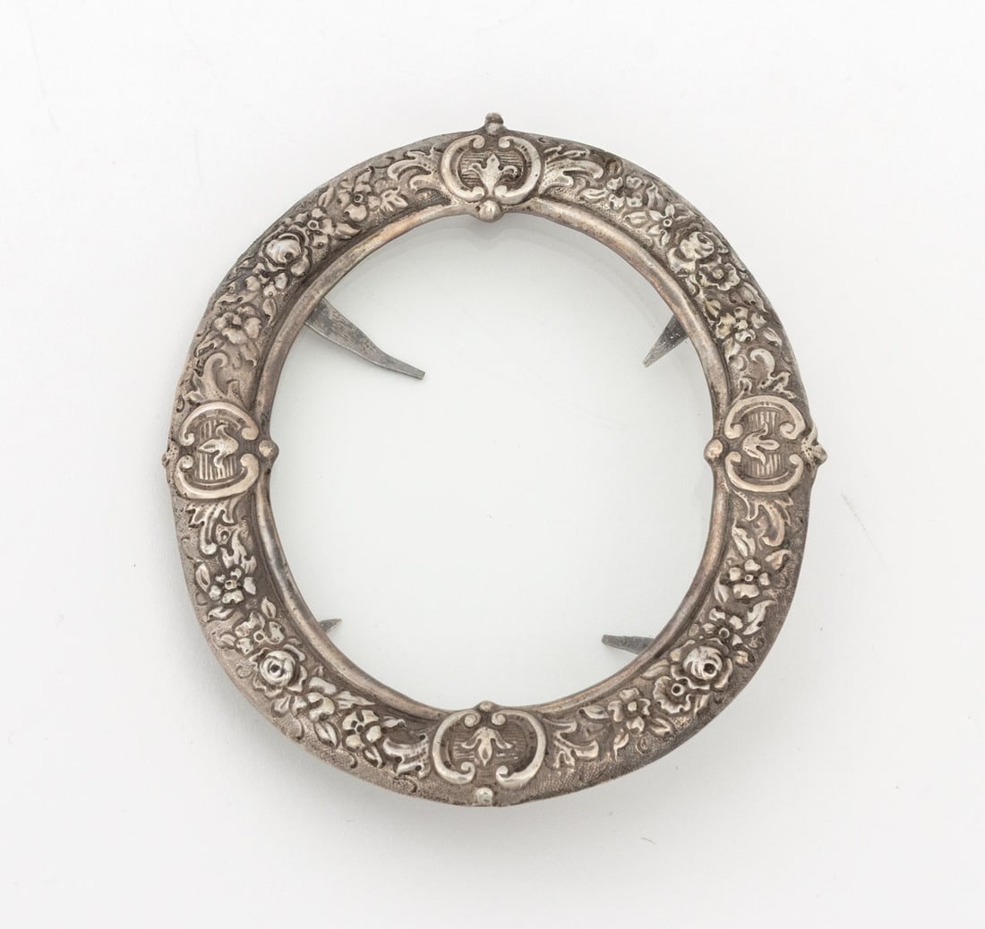 Rococo Style Silver Picture Frames, 4 - 14