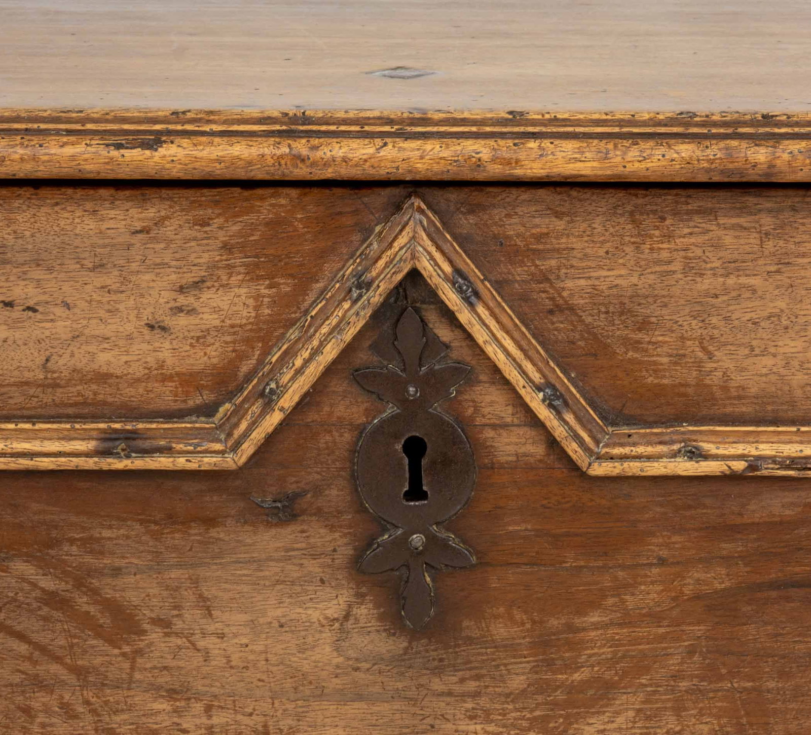 Continental Walnut Coffer, 18th C. - 3