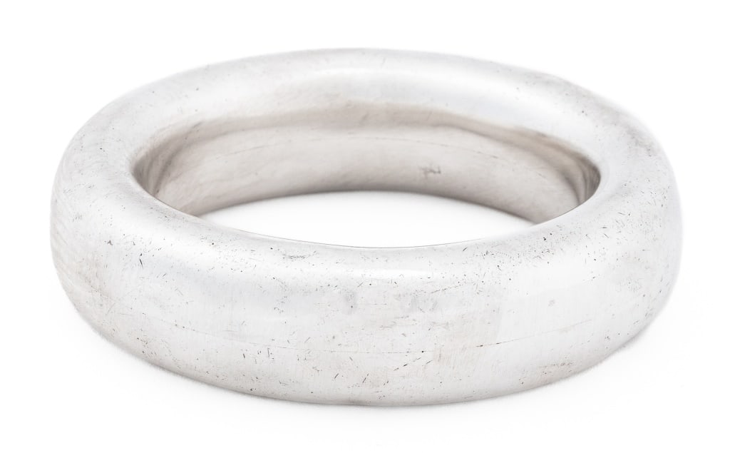 Elsa Peretti x Tiffany & Co. Sterling Bangle, 1981 (1 of 4)