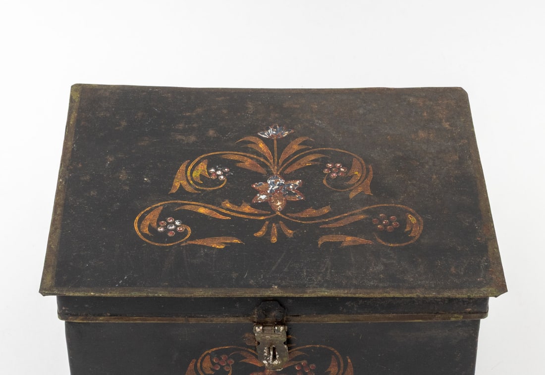 American Painted Toleware Boxes, 19th C., 5 - 4