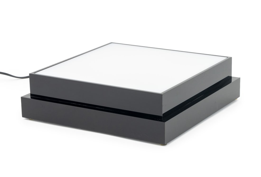 Modern Illuminated Pedestal Stand (1 of 7)