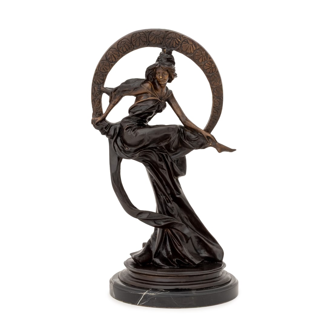 Art Nouveau Style Venus on the Moon Bronze: Art Nouveau Style Venus on the Moon Patinated Bronze Sculpture, signed "Collett" in gilt to circular base, atop a black marble plinth. Overall: 16.75" H x 9" W x 8" D. Provenance: From a Brooklyn