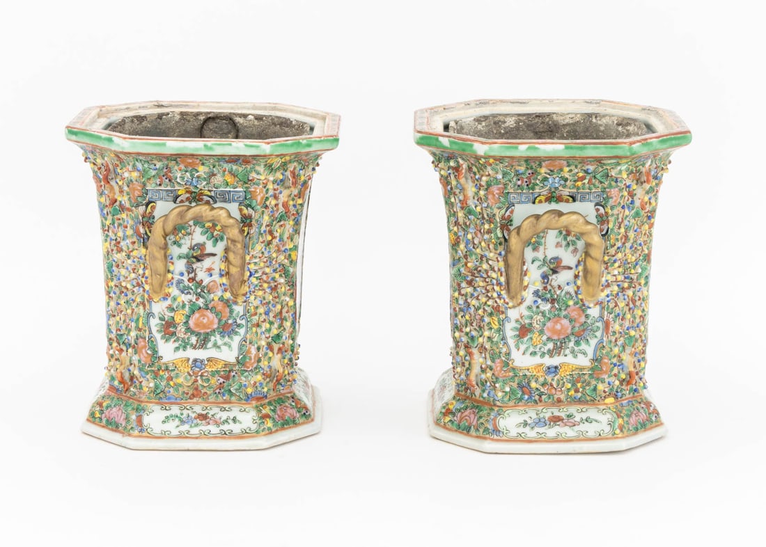 Chinese Canton Porcelain Bough Pots, Pair - 7