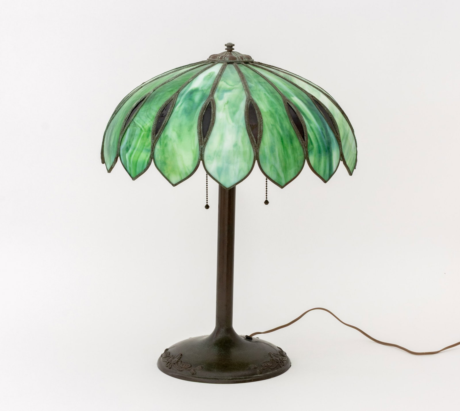 Tiffany Style Slag Glass Table Lamp - 5