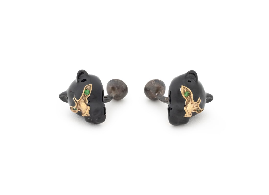 Leopard Head Form Emerald Enameled Cufflinks (1 of 8)