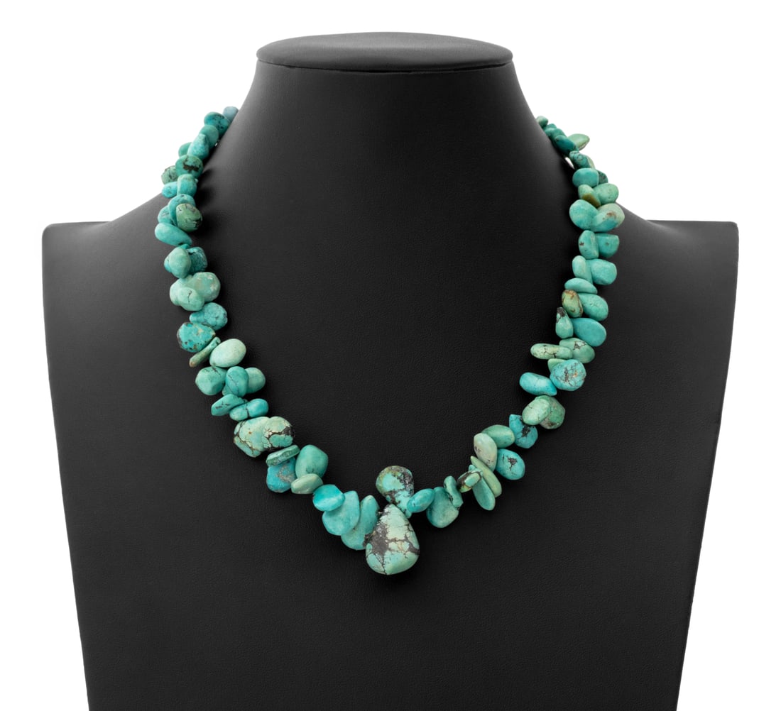 Turquoise Graduated Bead Necklace & Silver Clasp (1 of 6)