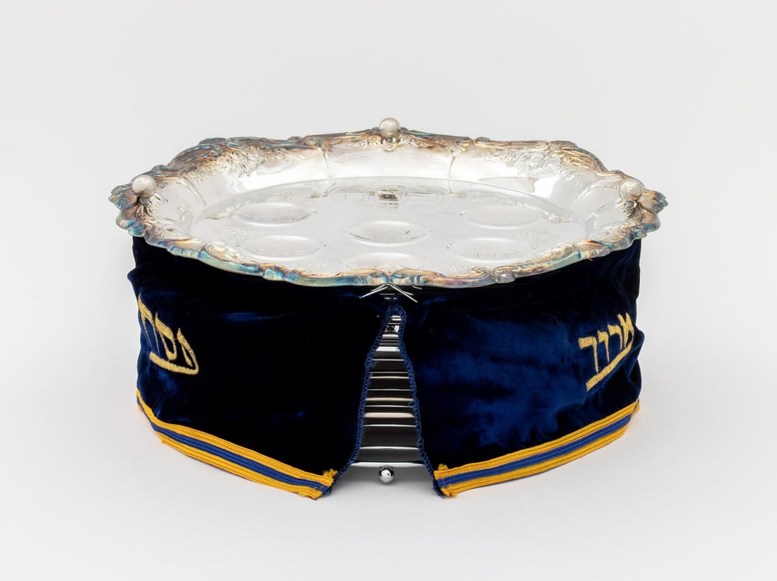 Judaica Silver Plate Seder Compendium - 2