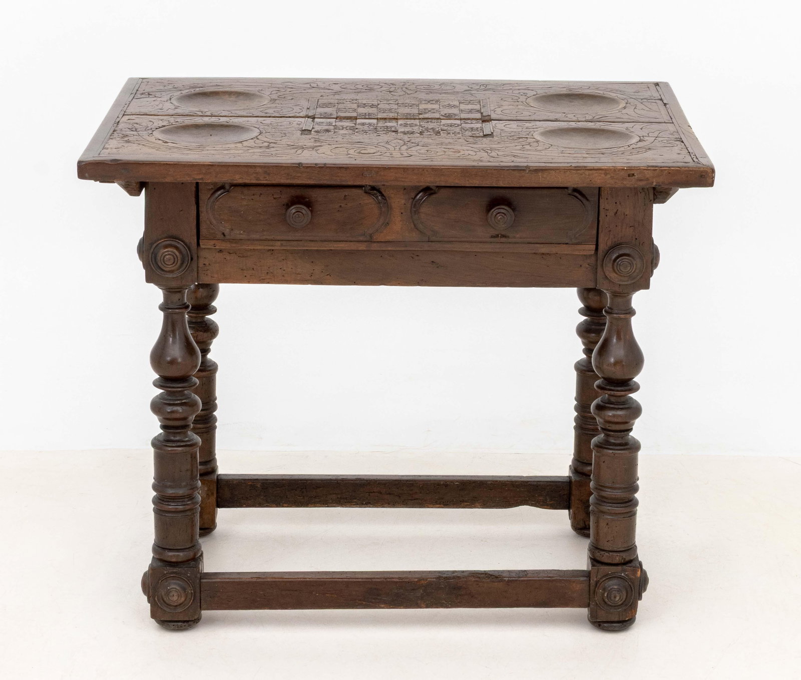 Louis XIII Walnut Games Table, 17th C. - 2