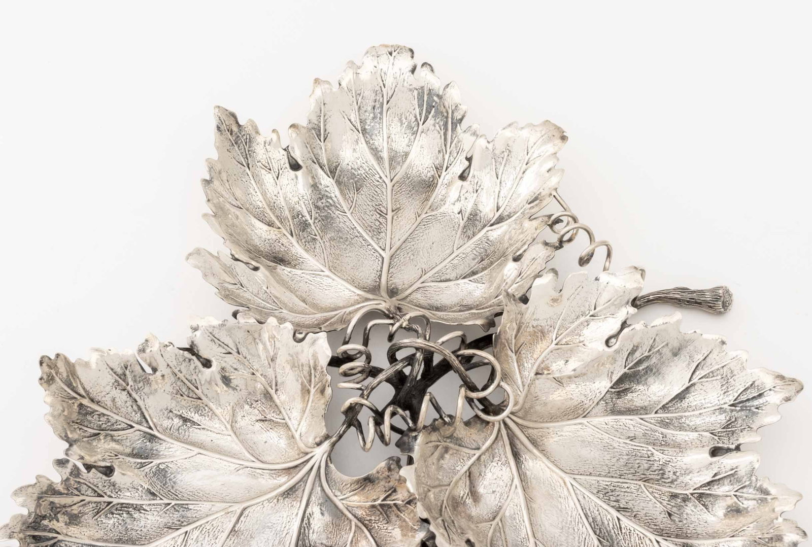 Buccellati Sterling Silver Leaf Serving Platter - 8