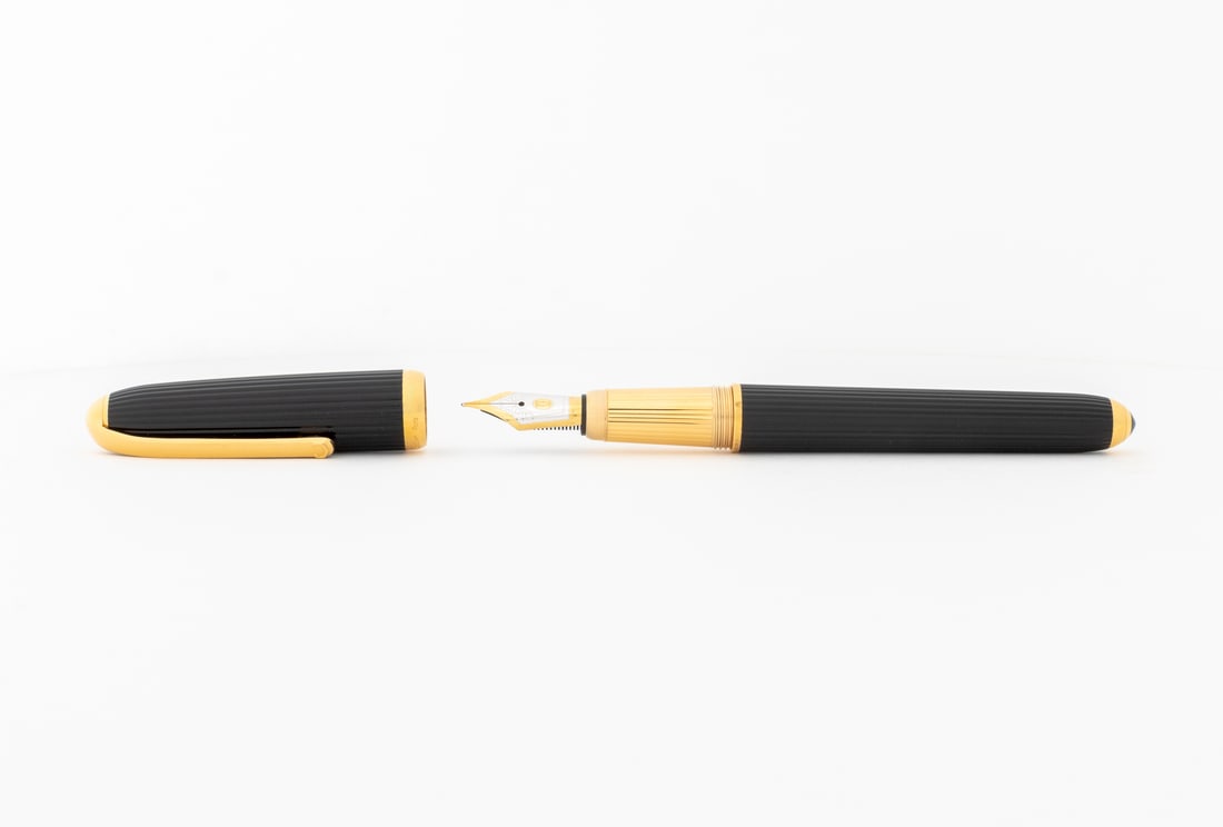 Cartier Louis Cartier Black Godron Fountain Pen - 4