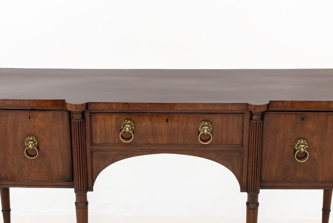 George III Mahogany Sideboard - 3
