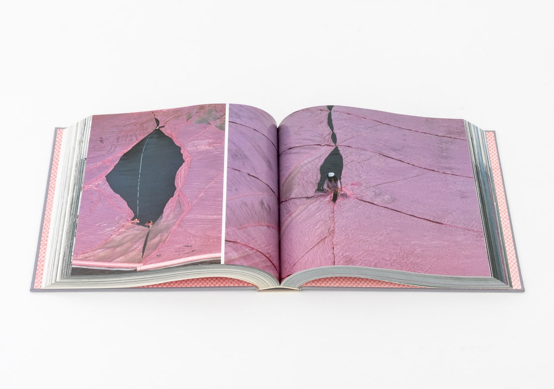 "Christo: Surrounded Islands ...", 1986 - 8