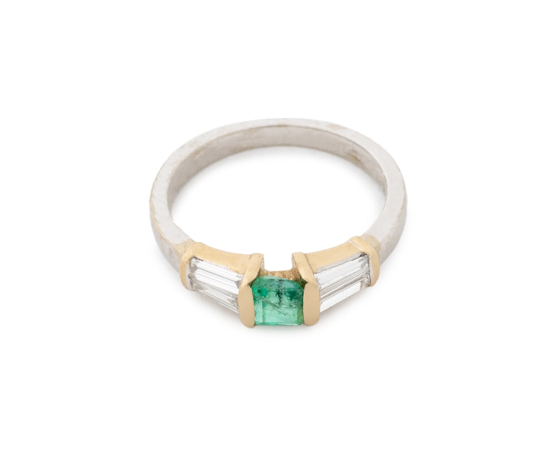 Emerald and Diamond Yellow Gold Ring - 5