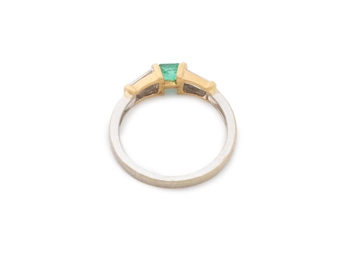 Emerald and Diamond Yellow Gold Ring - 7
