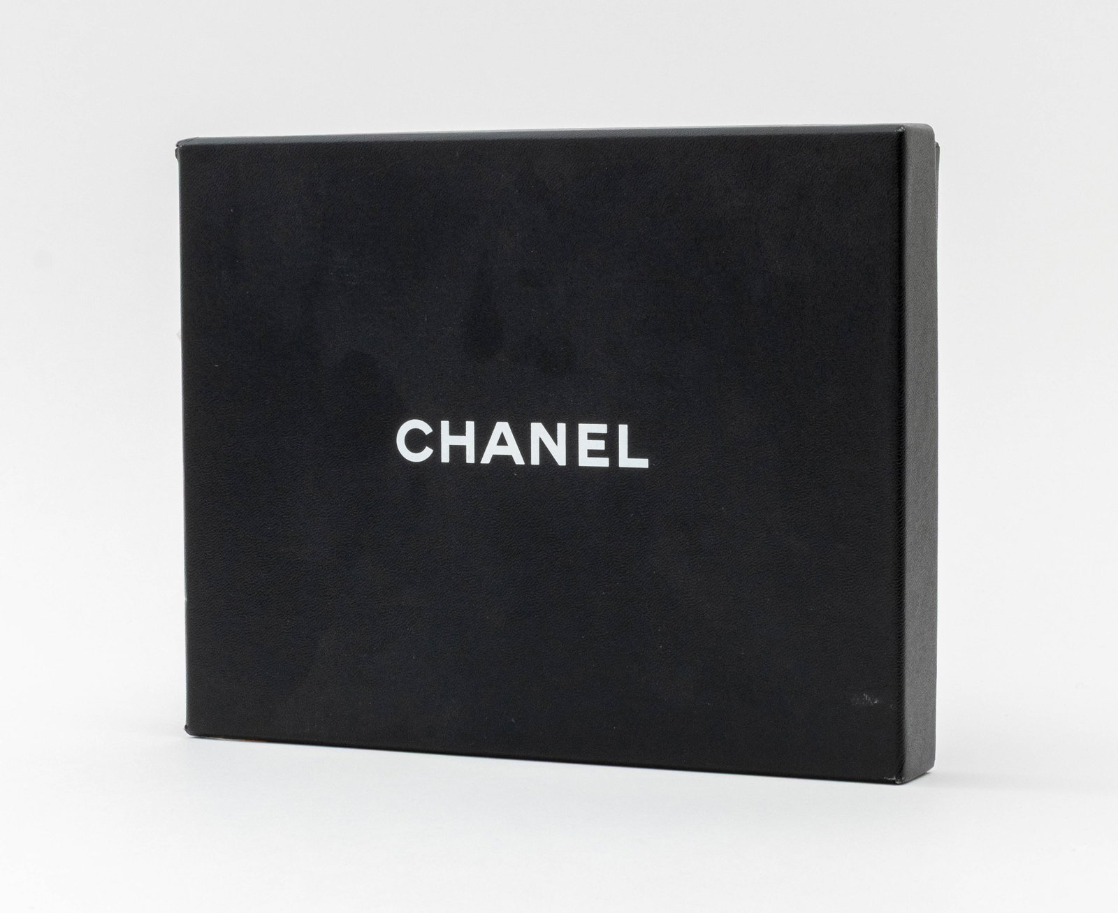Chanel Caviar "Timeless" Wallet on Chain - 2