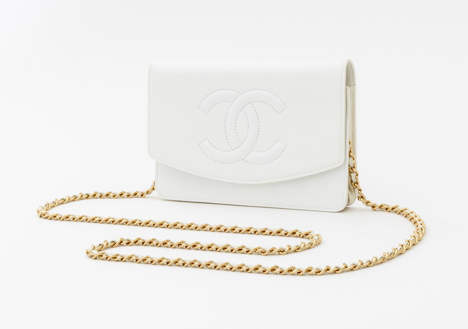 Chanel Caviar "Timeless" Wallet on Chain - 3
