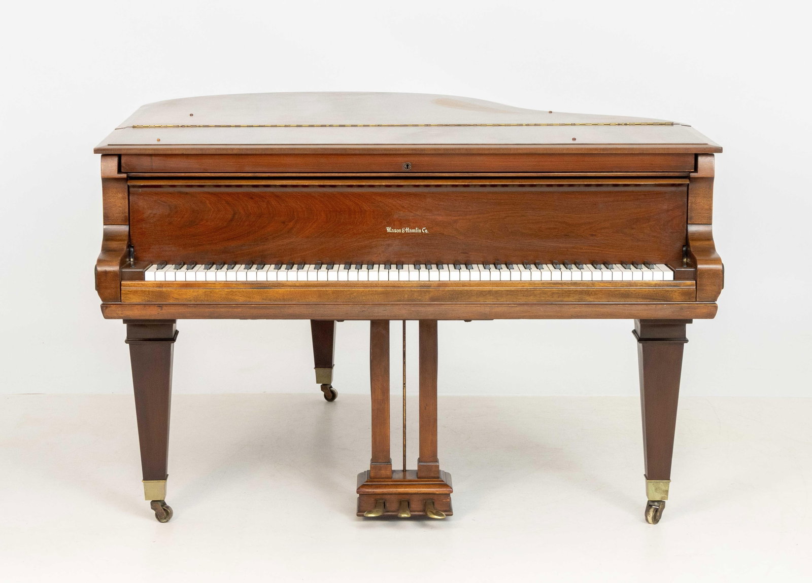 Mason & Hamlin Walnut Model AA Grand Piano, 1905 - 2