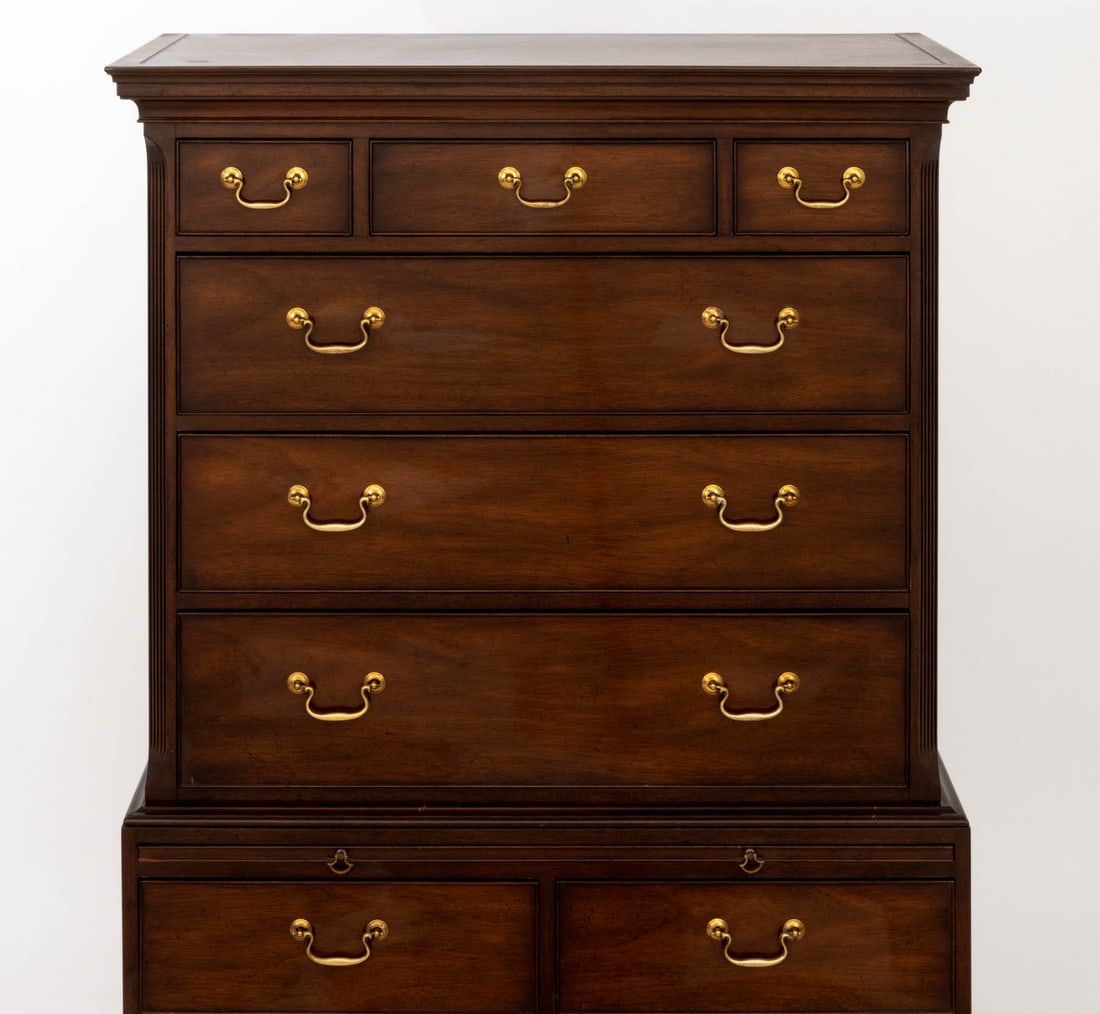 George III Style Mahogany Chest on Chest - 3