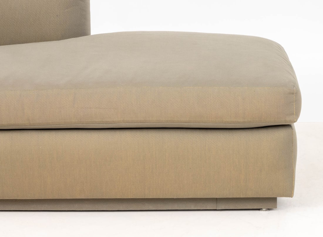 R. Jones Golden Sheen Upholstered Chaise Longue - 4
