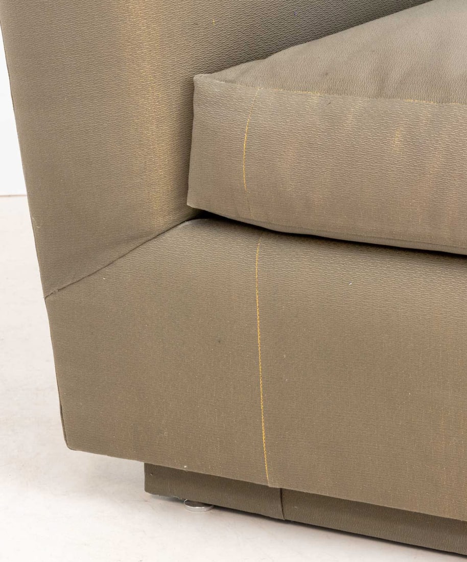 R. Jones Golden Sheen Upholstered Chaise Longue - 5
