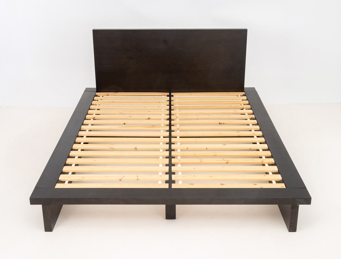 Modern Ebonized Queen Size Platform Bed - 3
