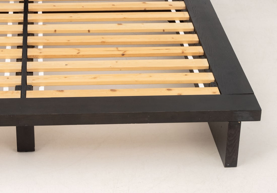 Modern Ebonized Queen Size Platform Bed - 5