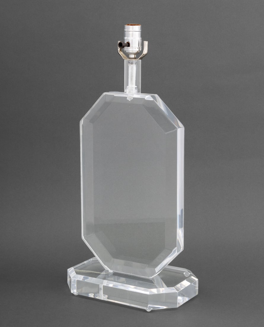 Modern Acrylic and Chrome Octagonal Table Lamp: Modern Acrylic and Chrome Octagonal Table Lamp, mounted on an octagonal base. 20.5" H x 10" W x 6.5" D. Provenance: From a 500 Park Avenue Estate. Keywords: Vintage Lamps, Accent Lamp, Lighting, Minim