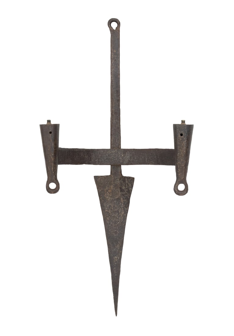 Arrow Form Wrought Iron Two-Branch Applique (1 of 9)