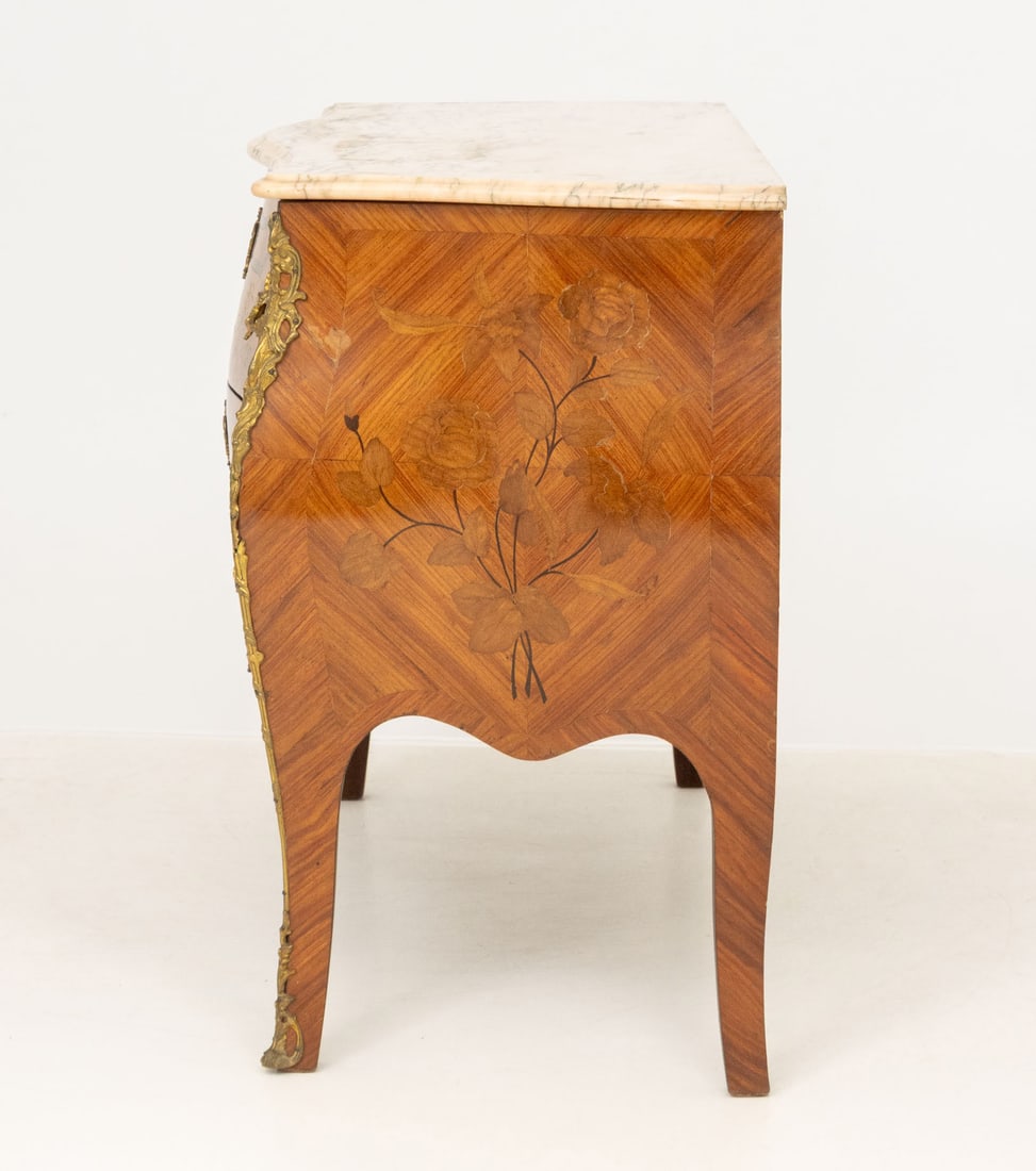 Louis XV Style Walnut Bombe Commode - 7