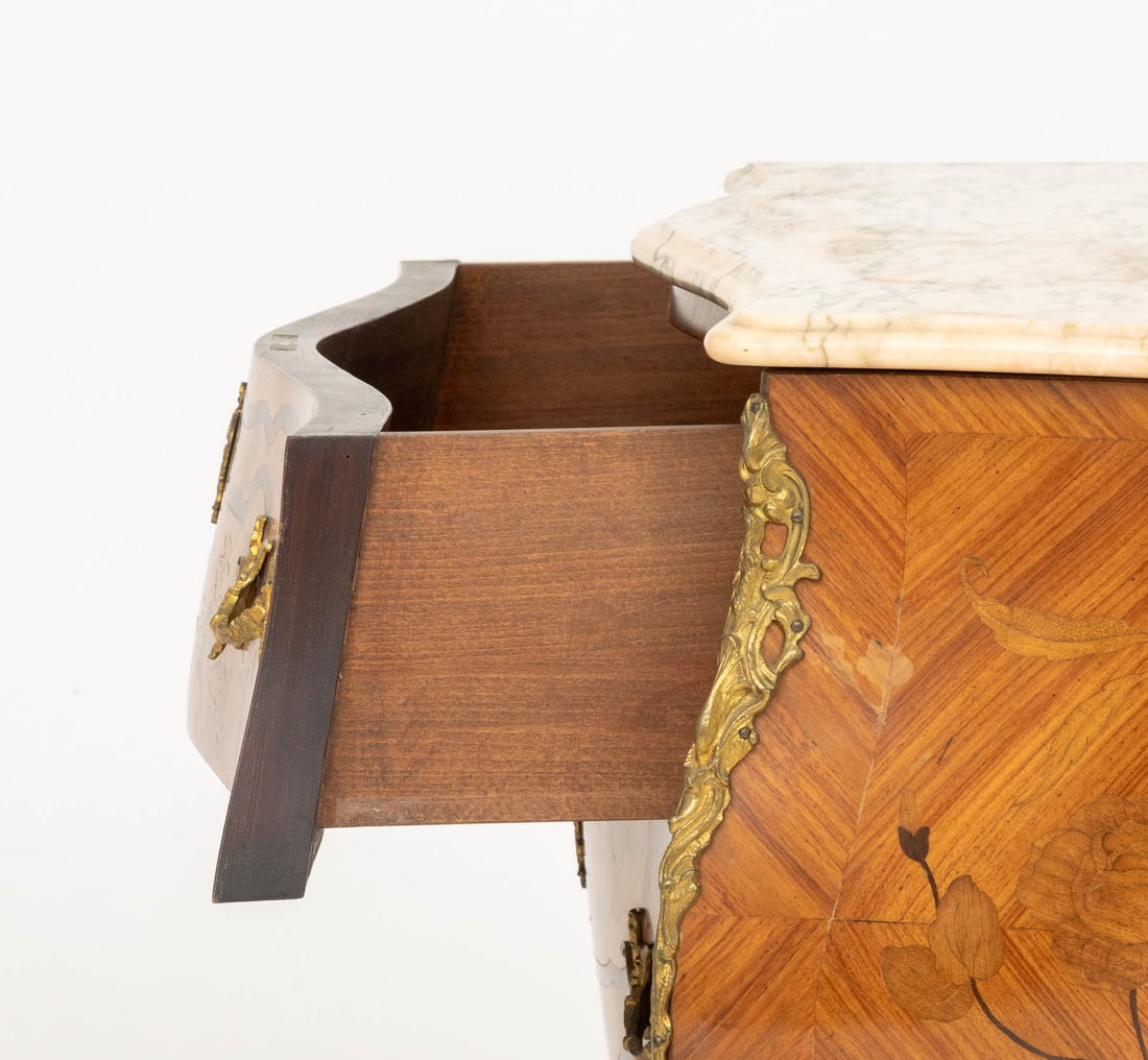 Louis XV Style Walnut Bombe Commode - 8