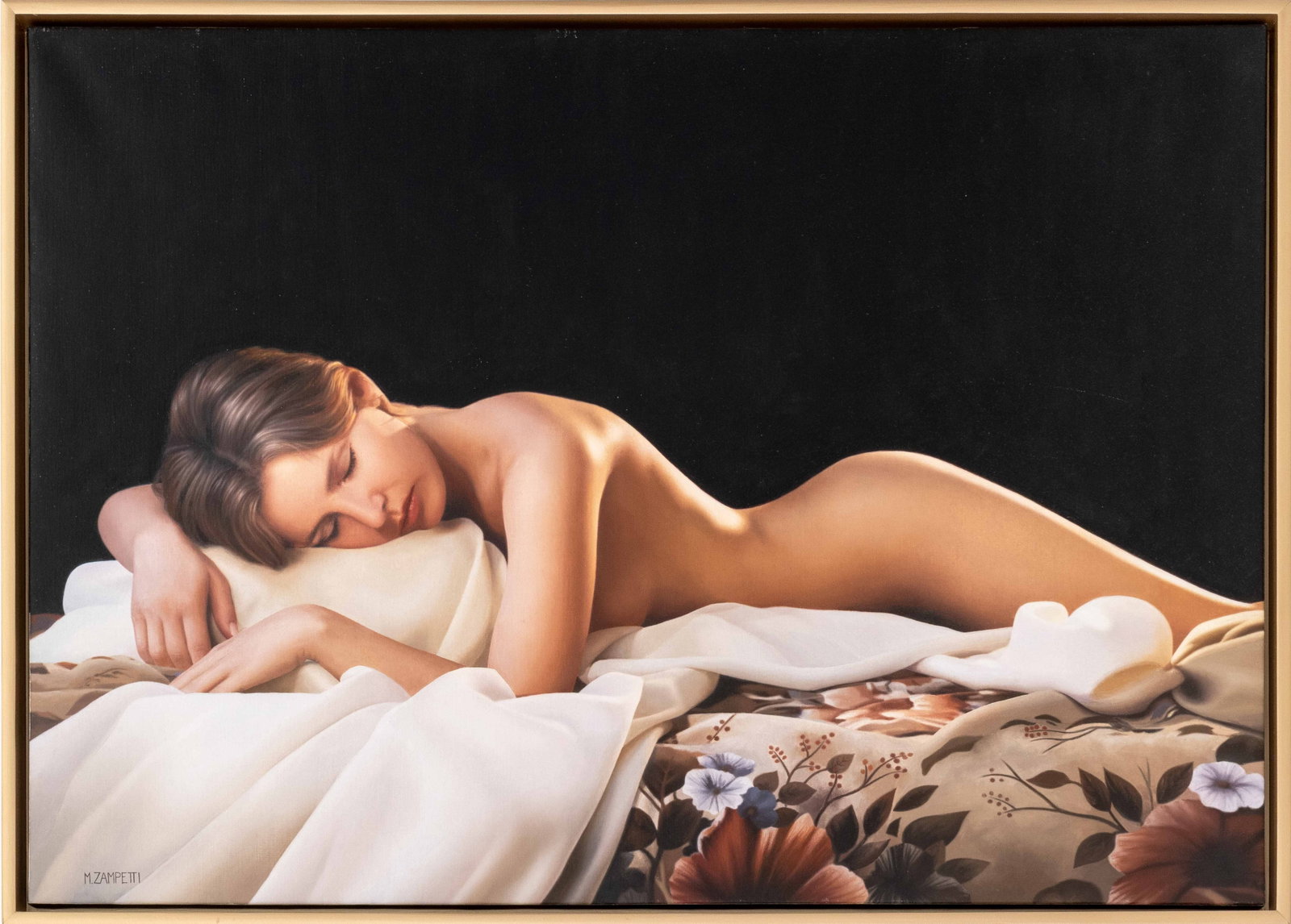 Marcelo Zampetti Reclining Nude Oil on Canvas: Marcelo Zampetti (Argentinian, XX), Reclining Nude Woman, Oil on Canvas, signed lower left, giltwood frame. Image: 29" H x 40.5" W; frame: 30.25" H x 42" W x 1.5: D. Provenance: From an Upper East Sid