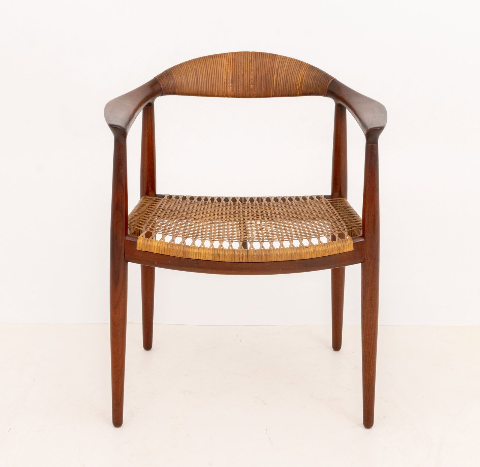 Hans Wegner x Johannes Hansen JH501 Chairs, Pair - 6