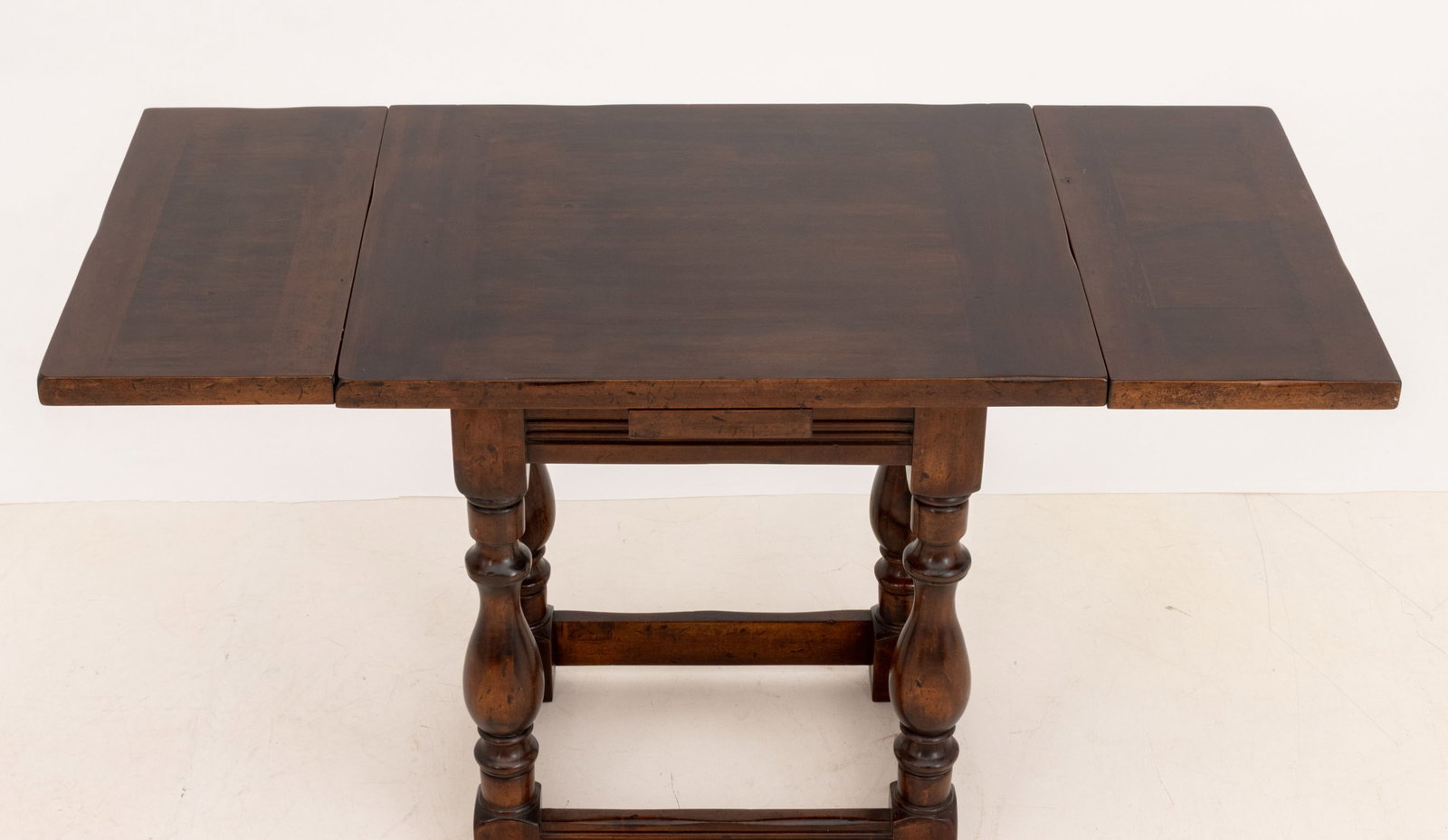 Victorian Oak Drawleaf Table - 4
