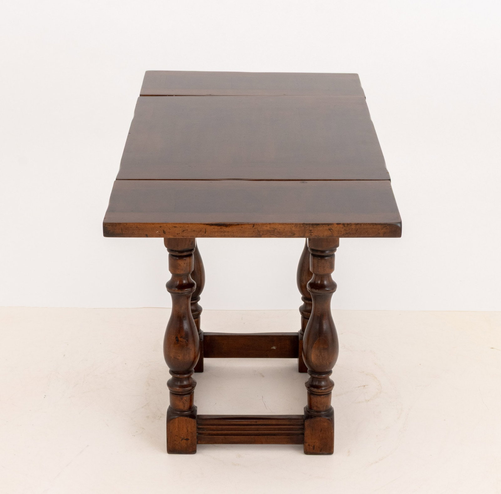 Victorian Oak Drawleaf Table - 7