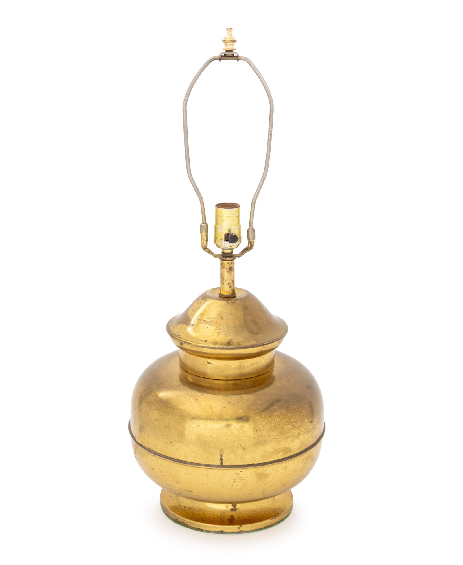 Mid-Century Modern Brass Ginger Jar Form Lamp: Mid-Century Modern Gilt Brass Ginger Jar Form Table Lamp, single light socket, brass finial. 25" H x 9.5" Diameter. Provenance: From a Fort Lauderdale, Florida Estate. Keywords: Lighting, Vintage ligh
