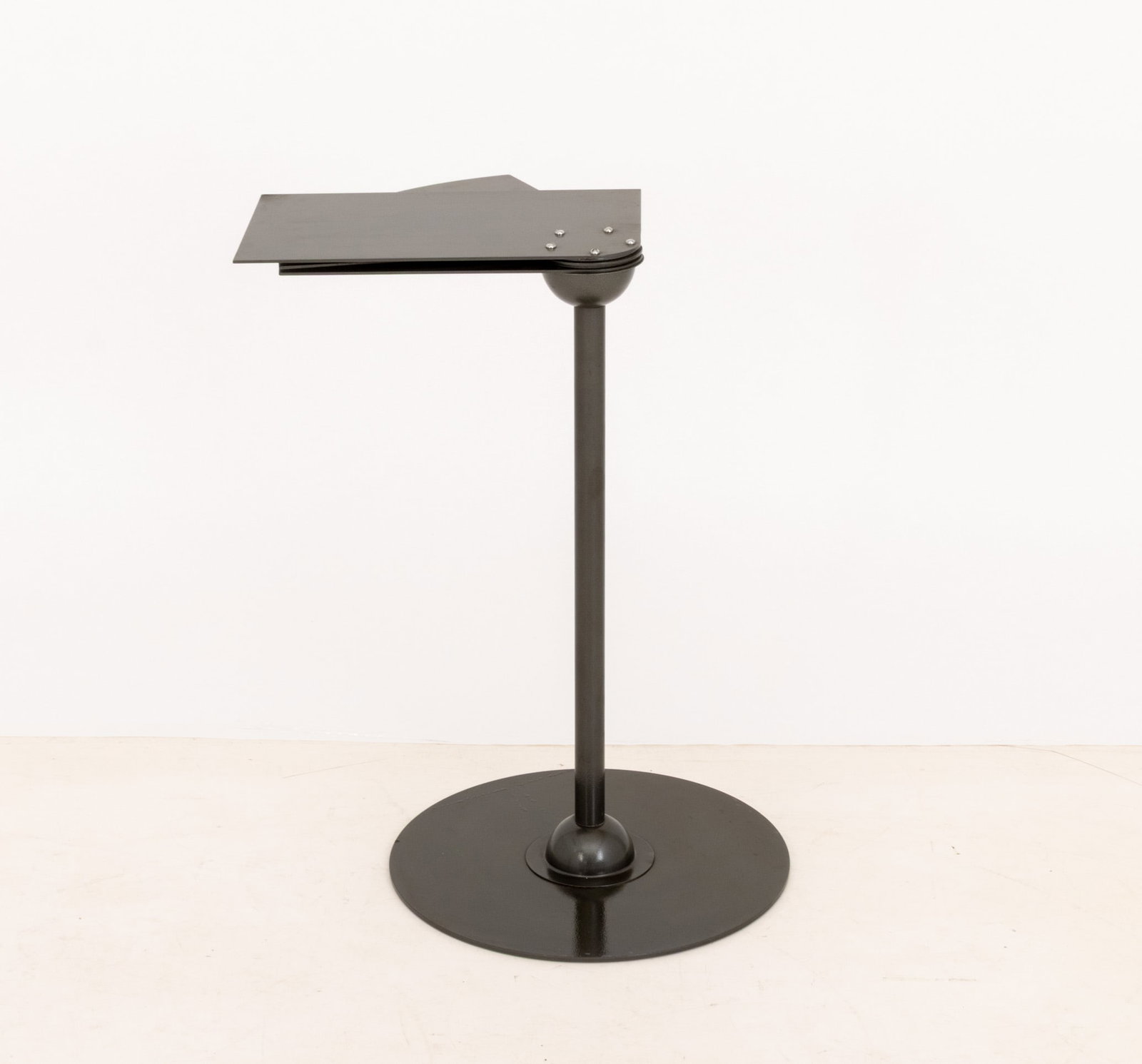 Pierre Chareau "Eventail" Side Table - 2