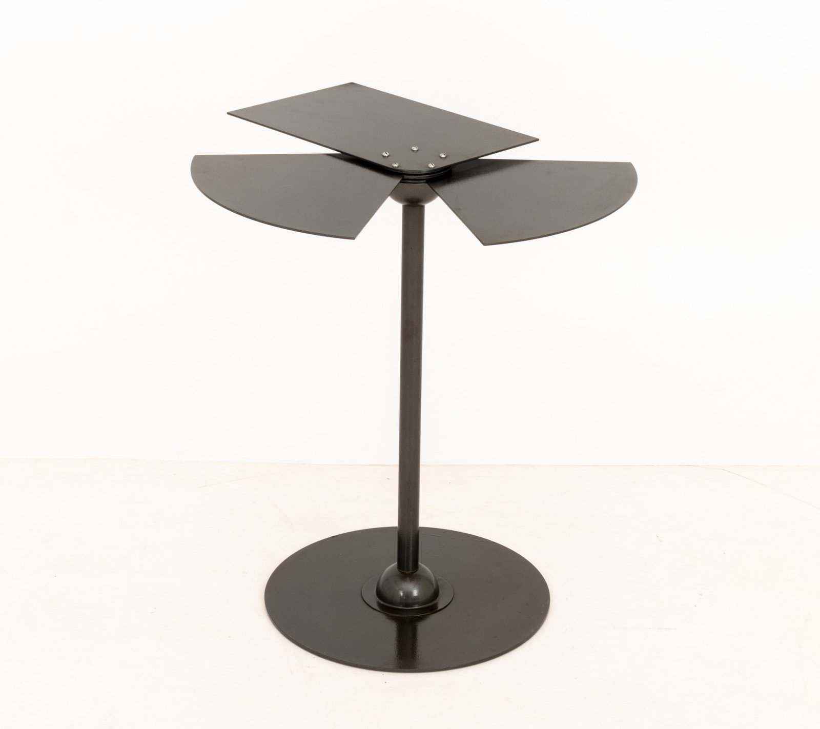 Pierre Chareau "Eventail" Side Table - 6