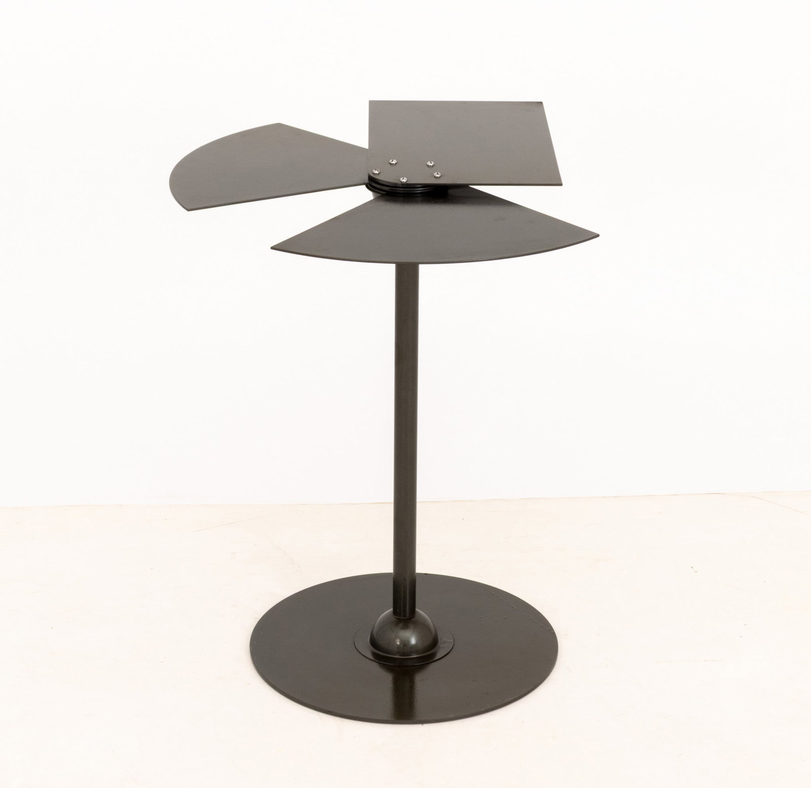 Pierre Chareau "Eventail" Side Table - 7