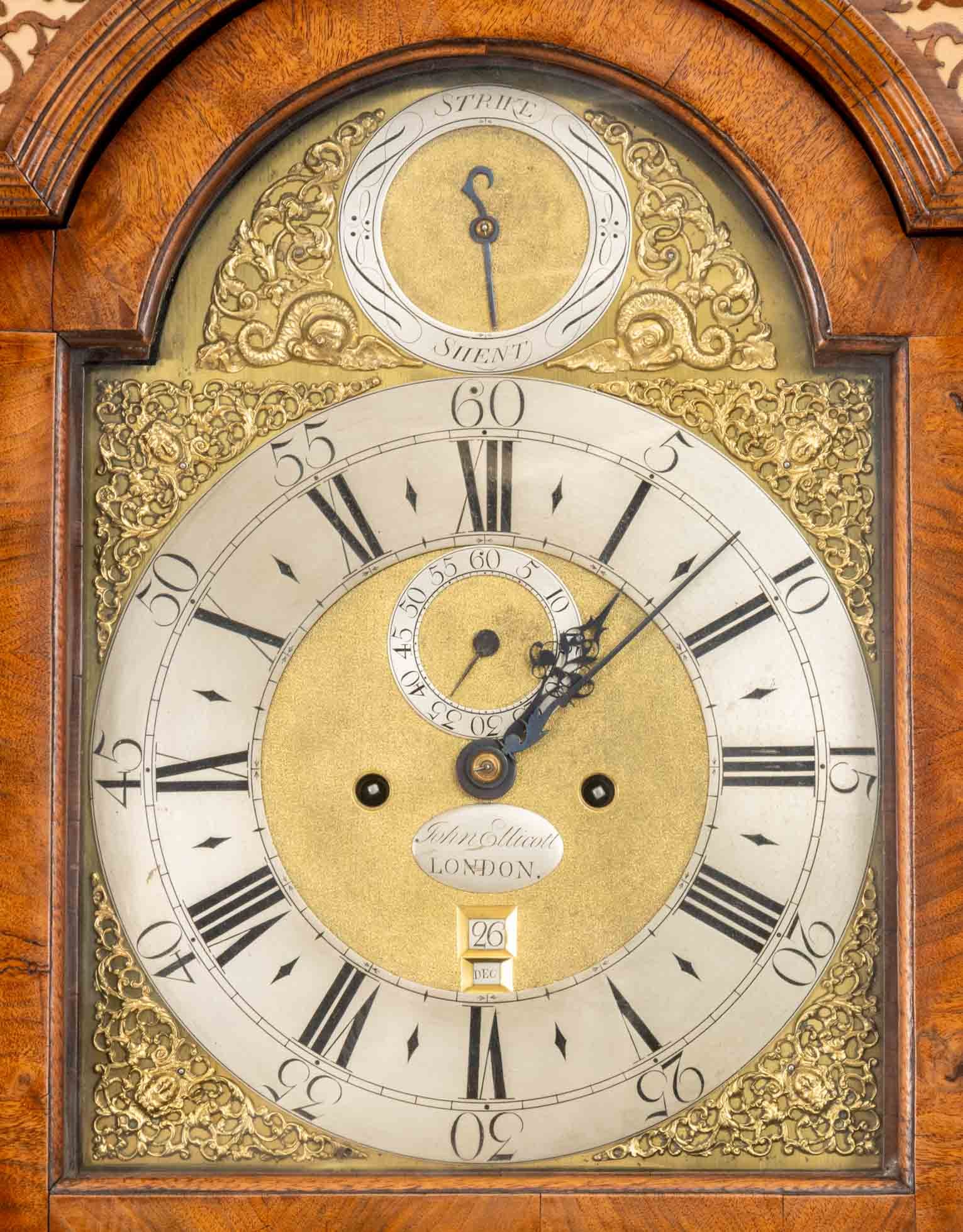George II Walnut Striking Longcase Clock - 5