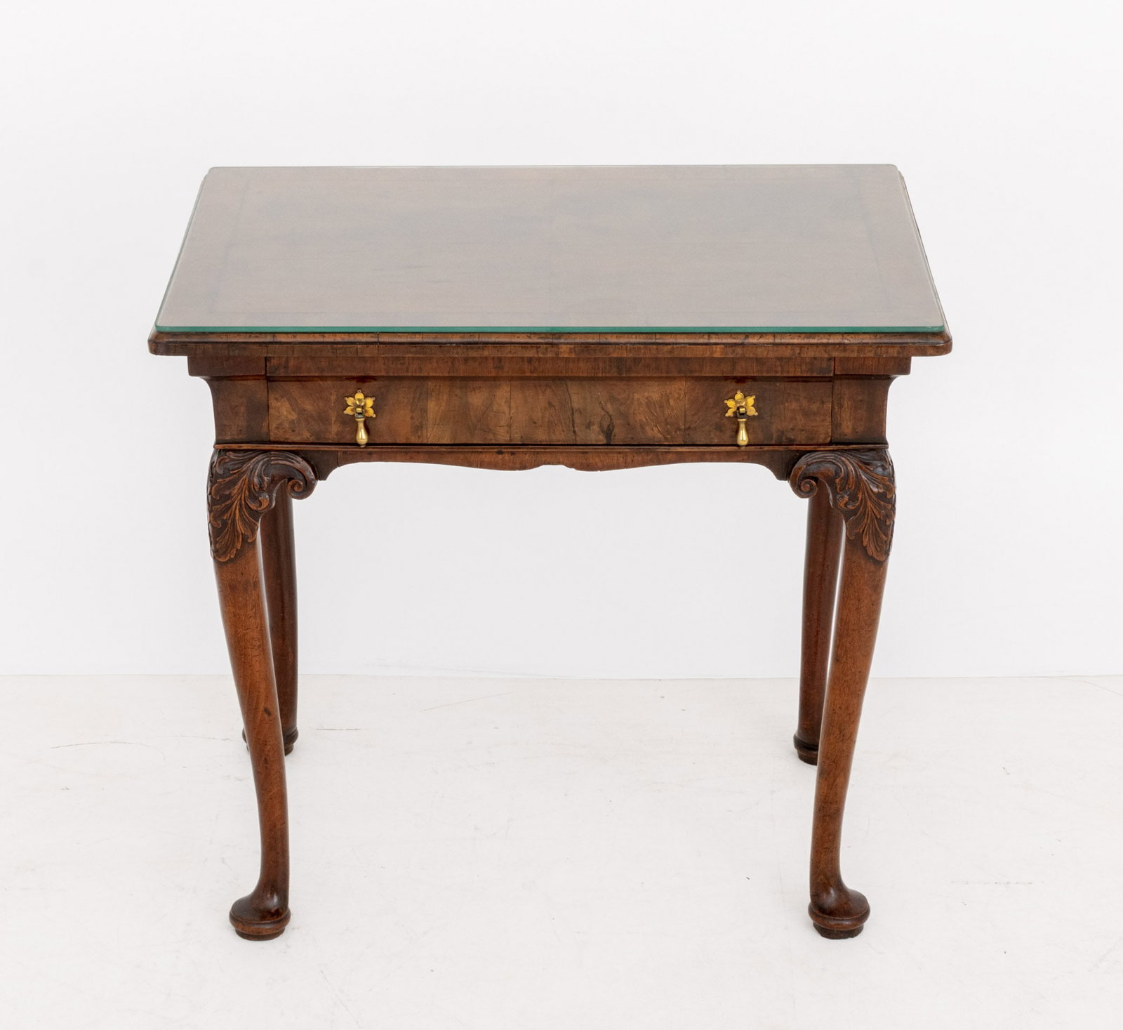 George II Walnut Side Table - 3