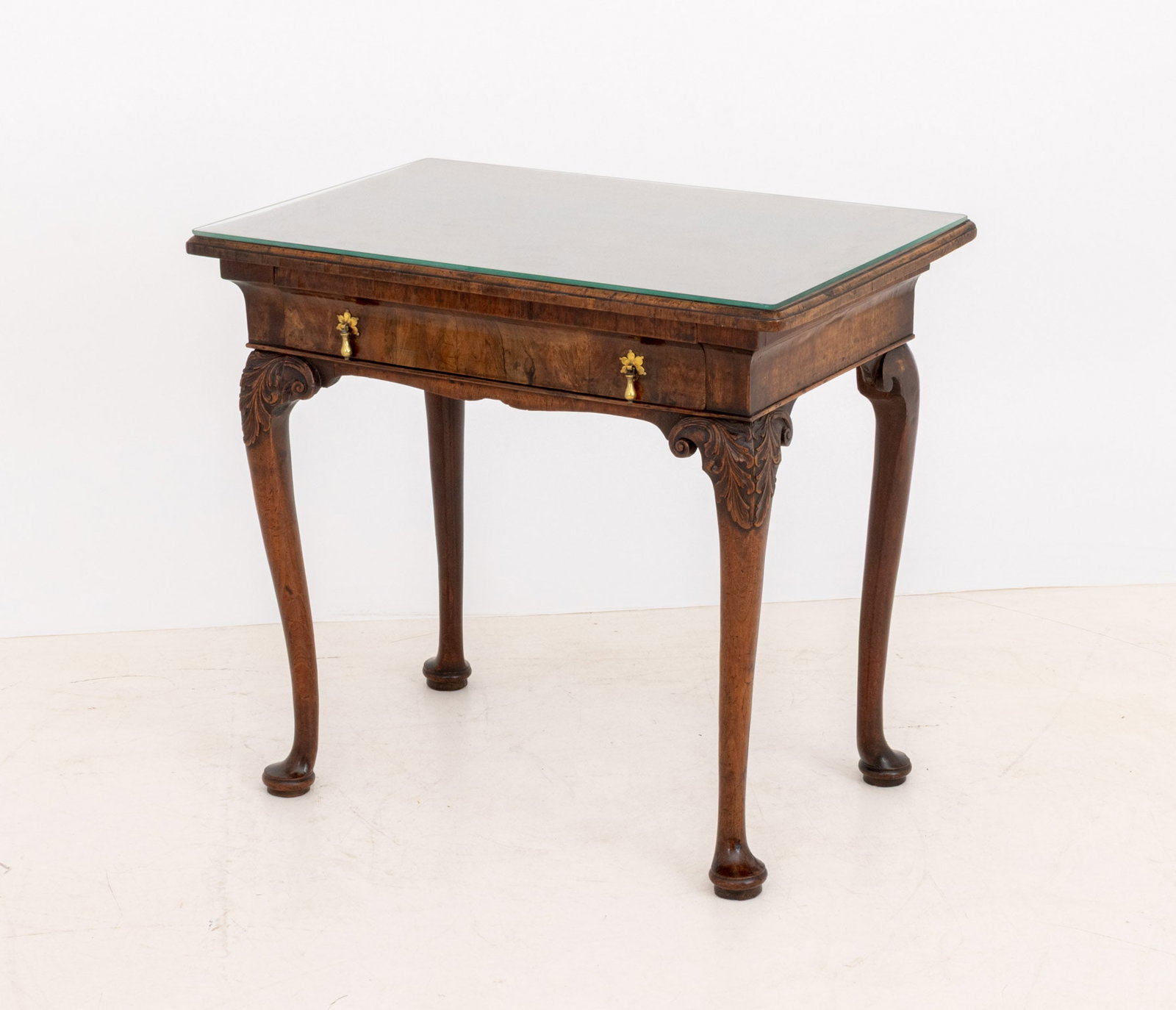 George II Walnut Side Table - 5