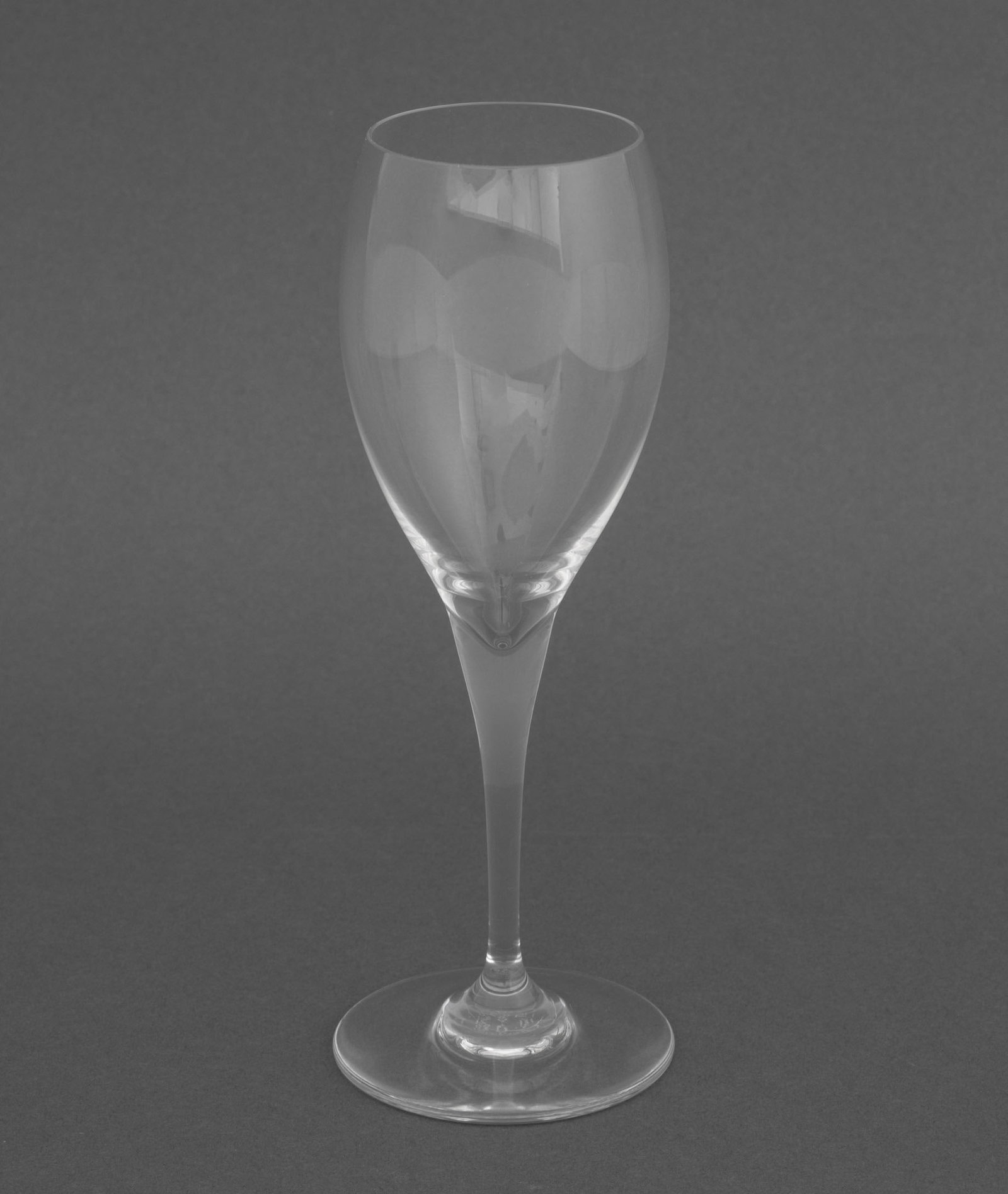 Baccarat Crystal "St. Remy" Red Wine Glasses, 14 (1 of 9)