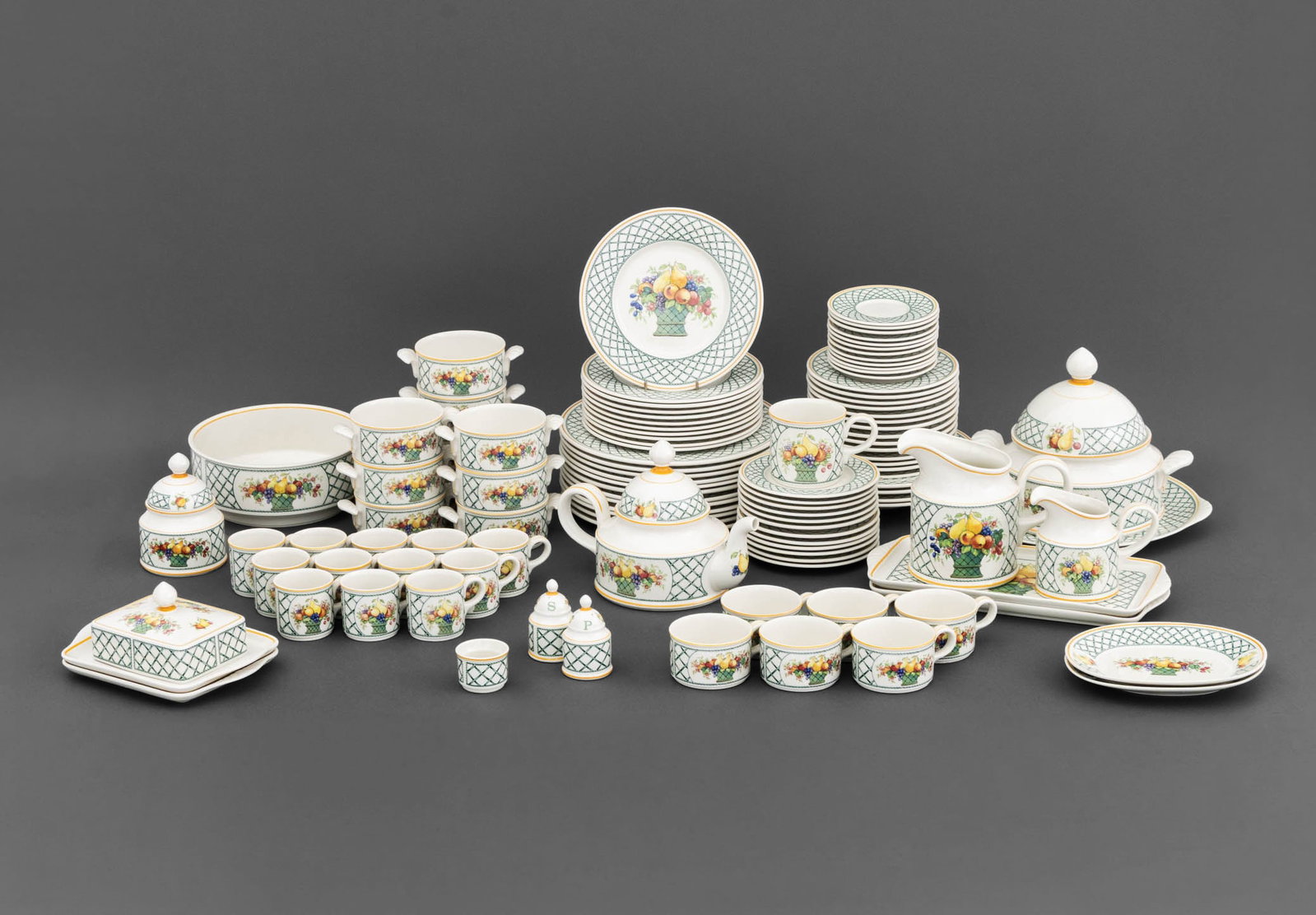 Villeroy & Boch "Basket" Dinner Service, 110 Pcs. (1 of 19)