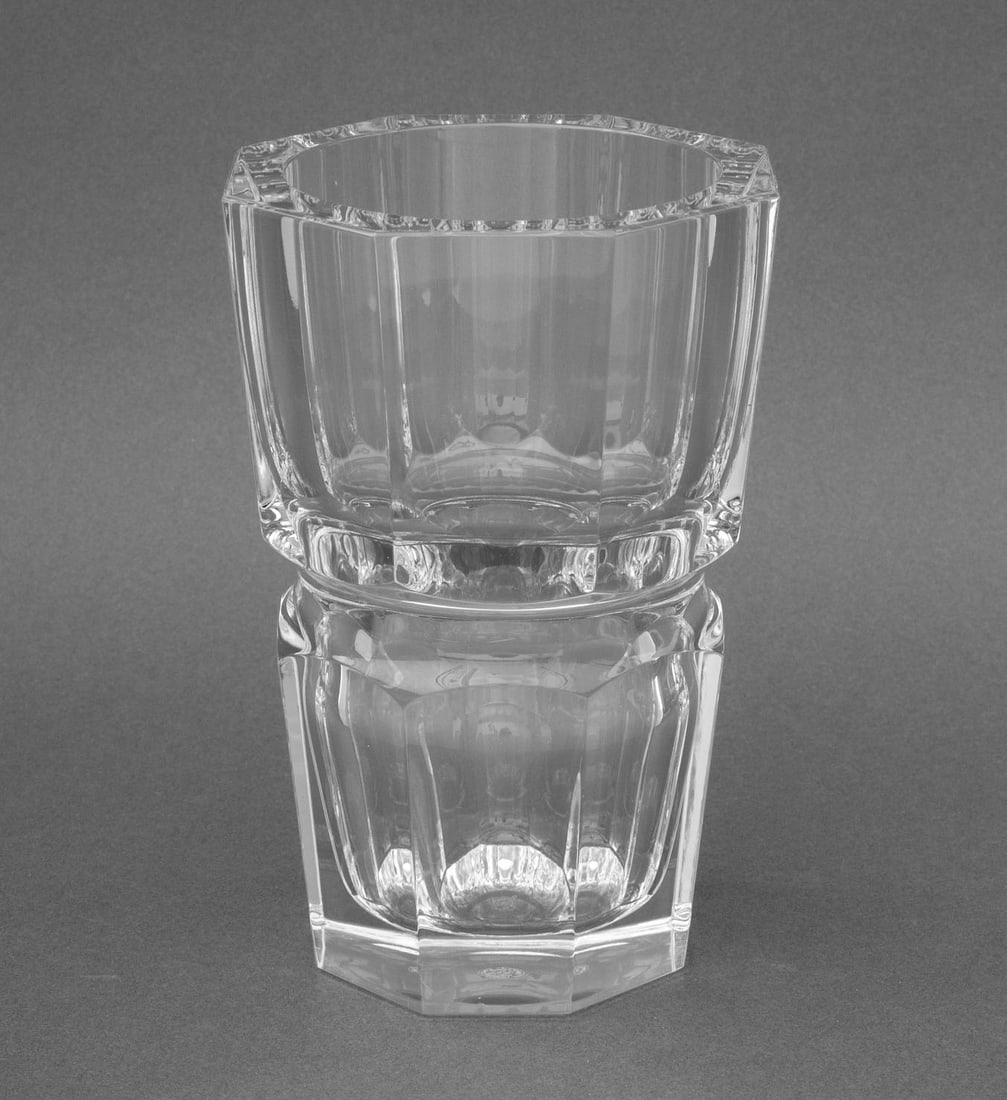 Baccarat Crystal "Edith" Vase: Baccarat Crystal "Edith" Pattern Vase, marked "Baccarat France" to underside. 7" H x 5" Diameter. Provenance: From a 21 East 87th Street Estate. Keywords: French cristal, Designer, Flower vase, Art Gl