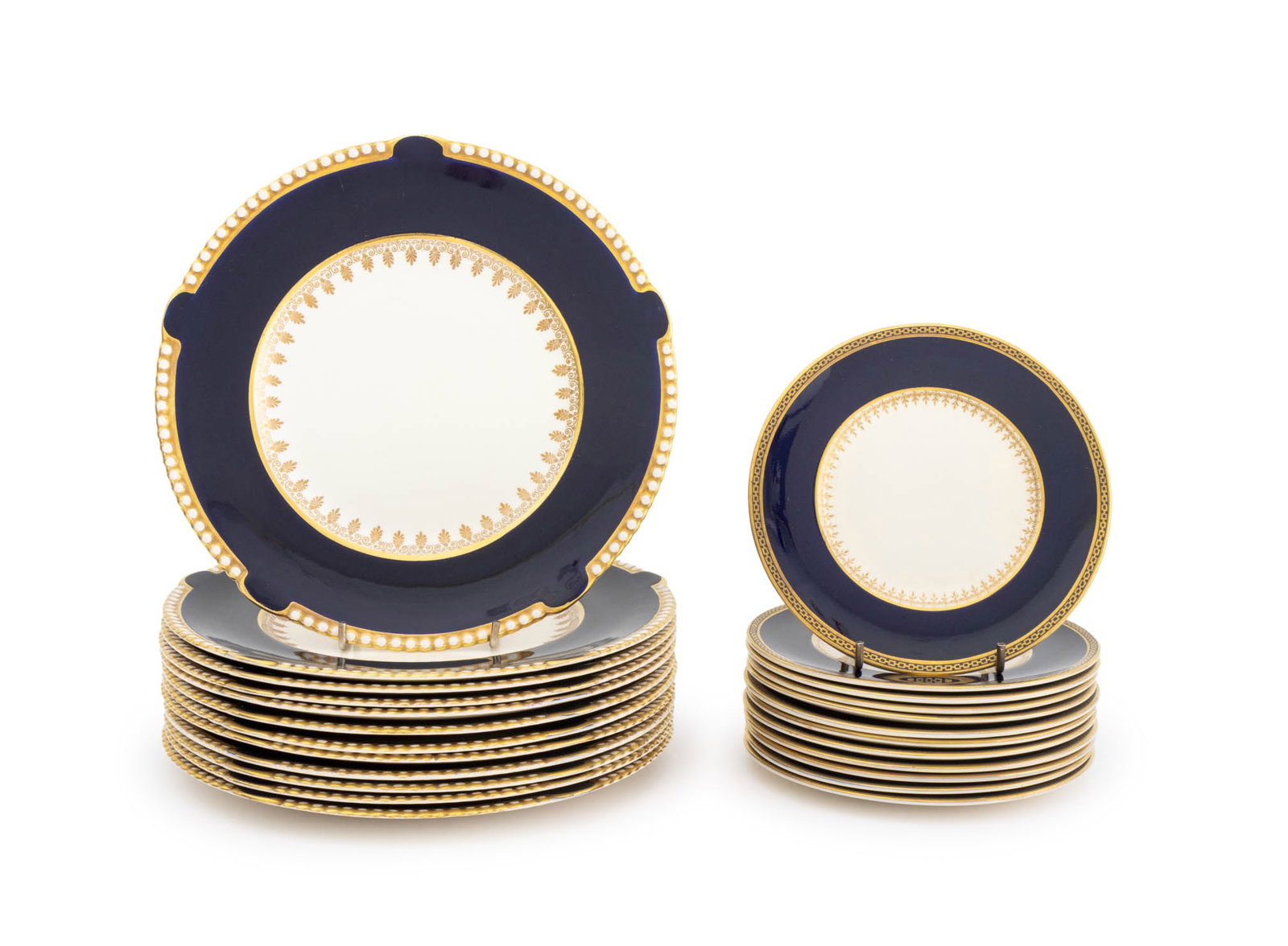 Fondeville Ambassador Ware Plates, 24 (1 of 9)