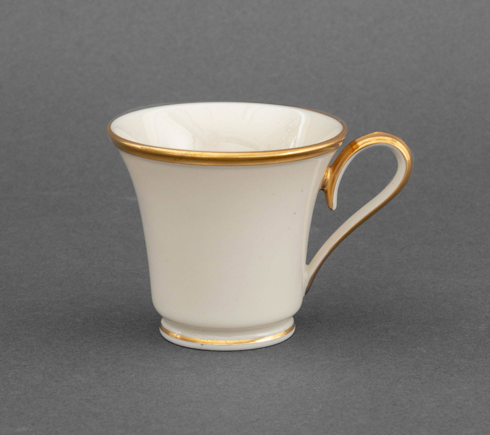 Lenox Porcelain Tableware, 75 Pcs. - 11