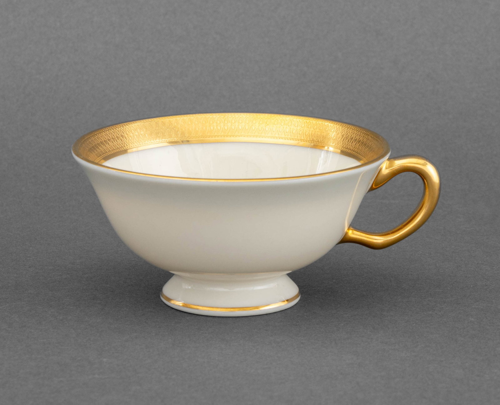 Lenox Porcelain Tableware, 75 Pcs. - 8